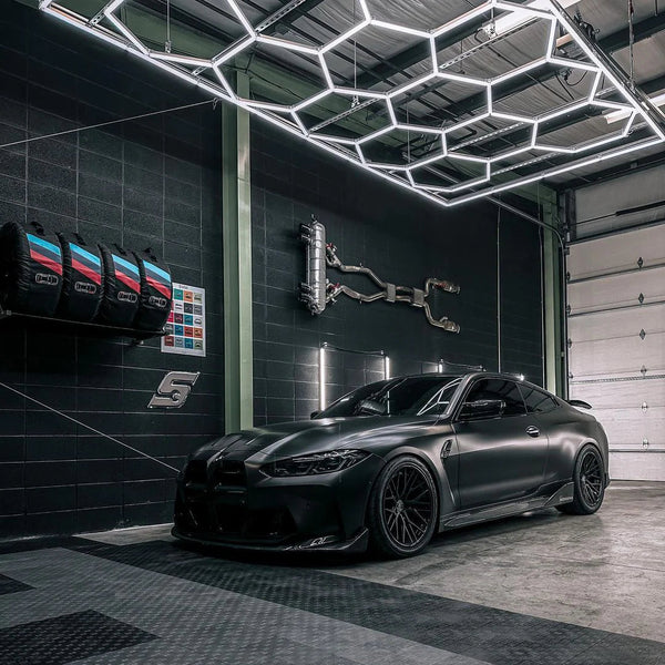 Sistem de iluminat cu Led-uri hexagonale cu 15 grile